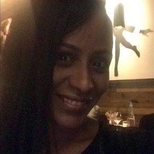 Meet your Posher, Vanessa